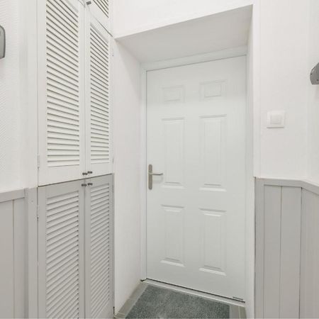 Dom & House - Apartamenty Kamienica Sopocka 150 Metrow Od Plazy سوبوت المظهر الخارجي الصورة